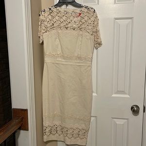 Ivanka Trump Zuzana ivory dress size 8 NEW!